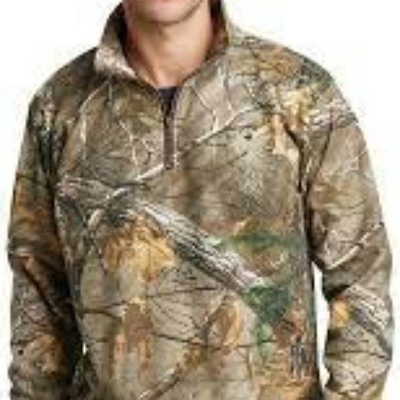 Russell Outdoors Other - Russell Outdoors Realtree 1/4-Zip Sweatshirt